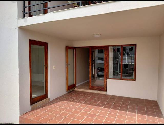 2 BEDROOM APARTMENT FOR SALE IN NORTHCLIFF